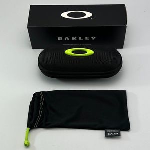 Oakley Kids Sunglasses Eyeglasses  Case Authentic